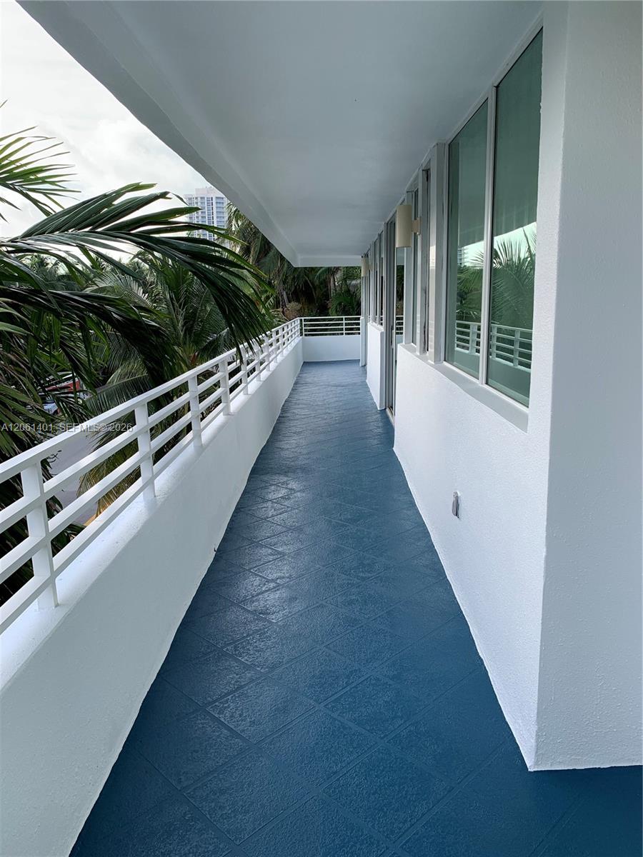 7800 Collins Avenue 309 Property Photo 34