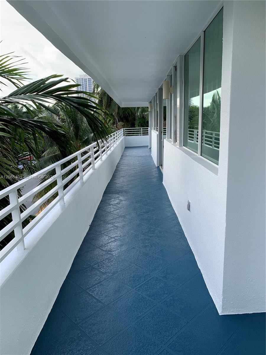 7800 Collins Avenue 309 Property Photo 35