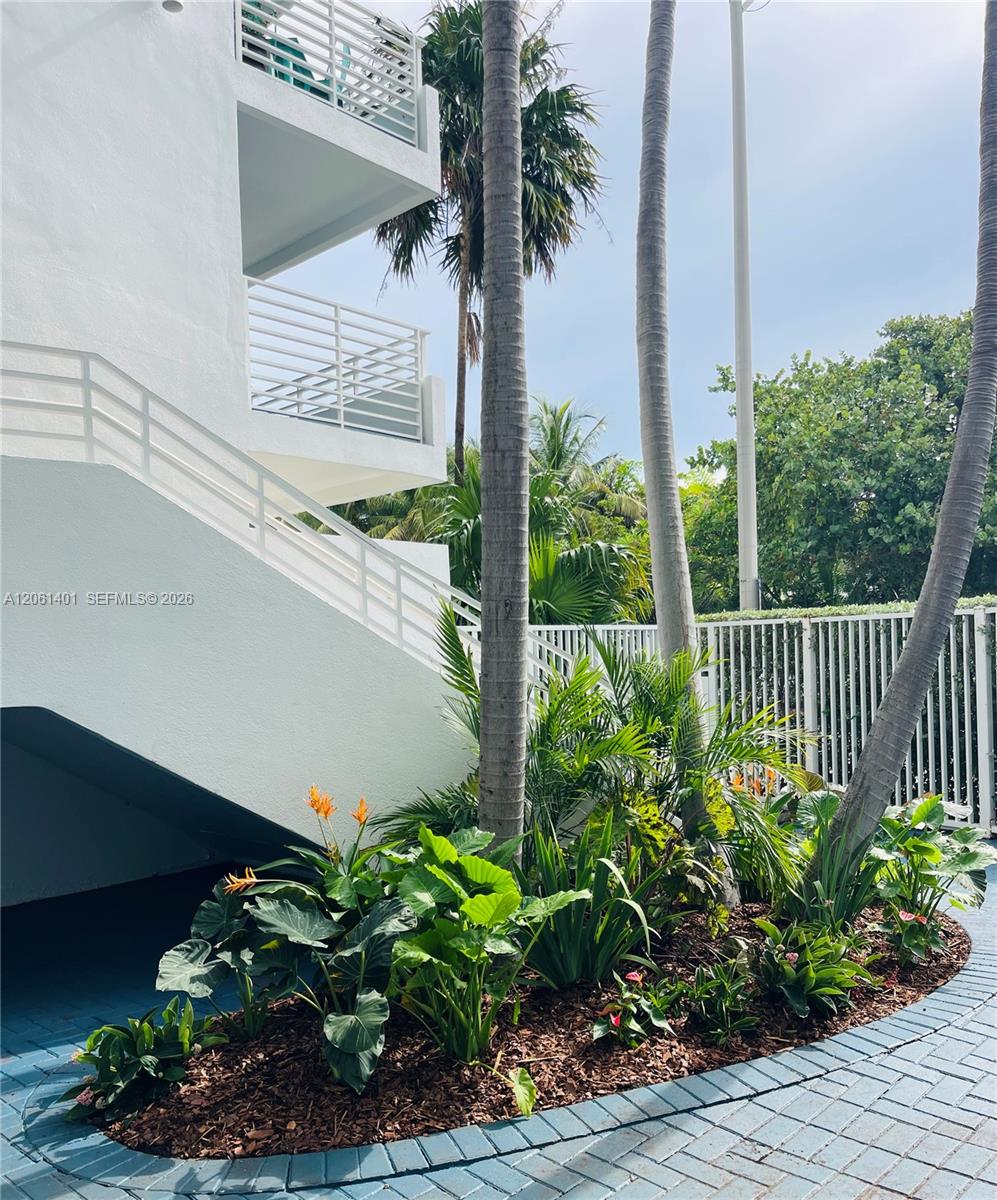 7800 Collins Avenue 309 Property Photo 46