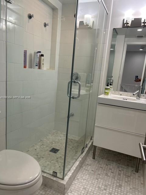 881 Ocean Drive Th3 Property Photo 11