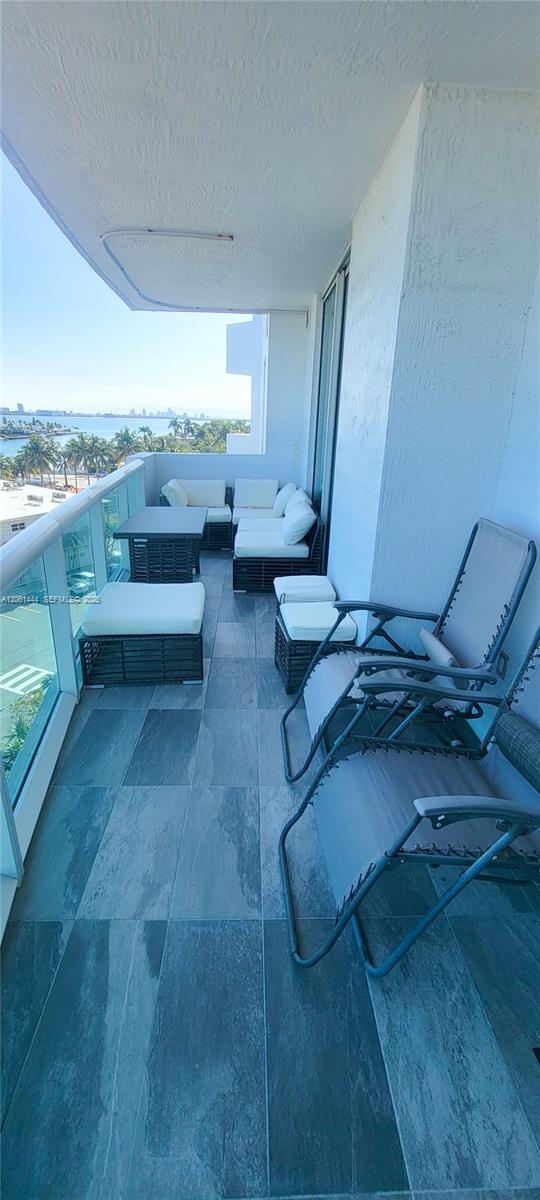 7910 W Harbor Island Drive 708 Property Photo 21