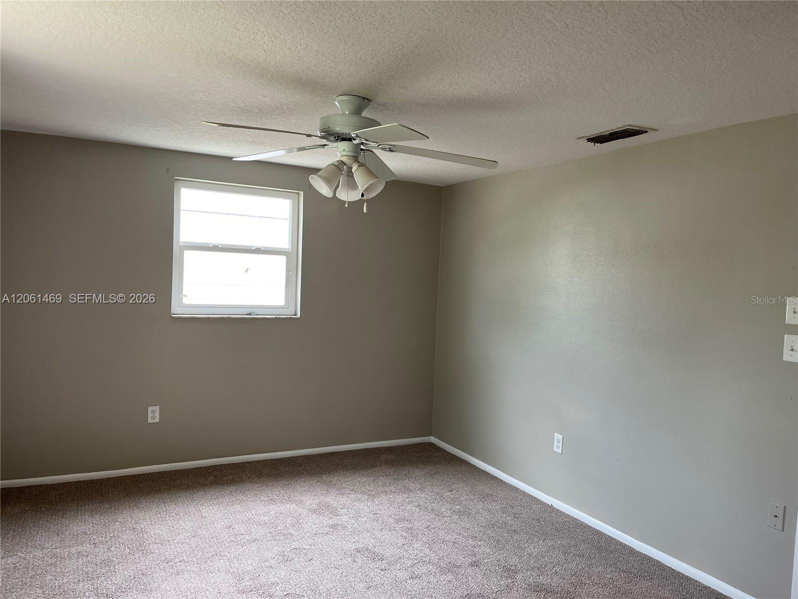 7407 University Drive Property Photo 15