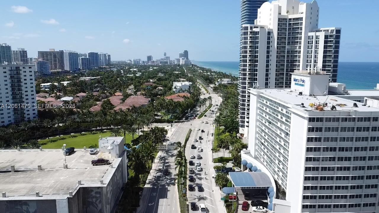 19201 Collins Avenue 723 Property Photo 2