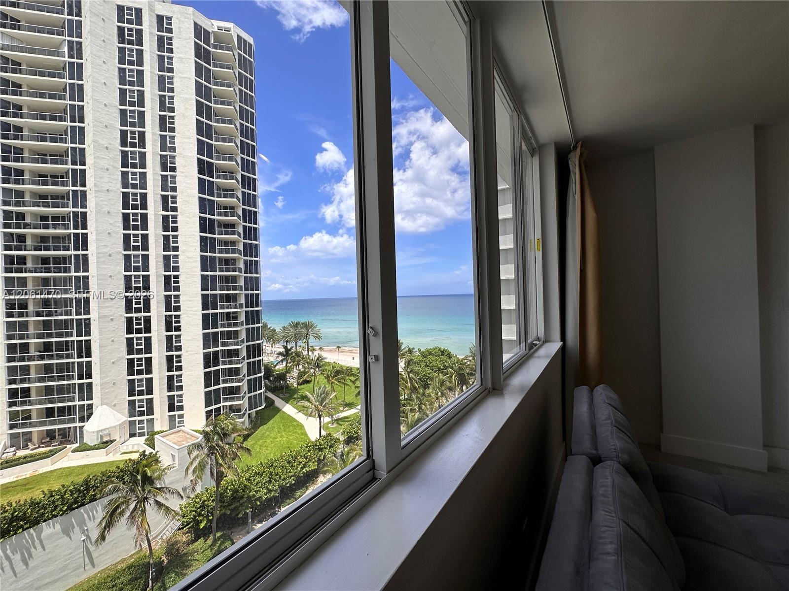 19201 Collins Avenue 723 Property Photo 28