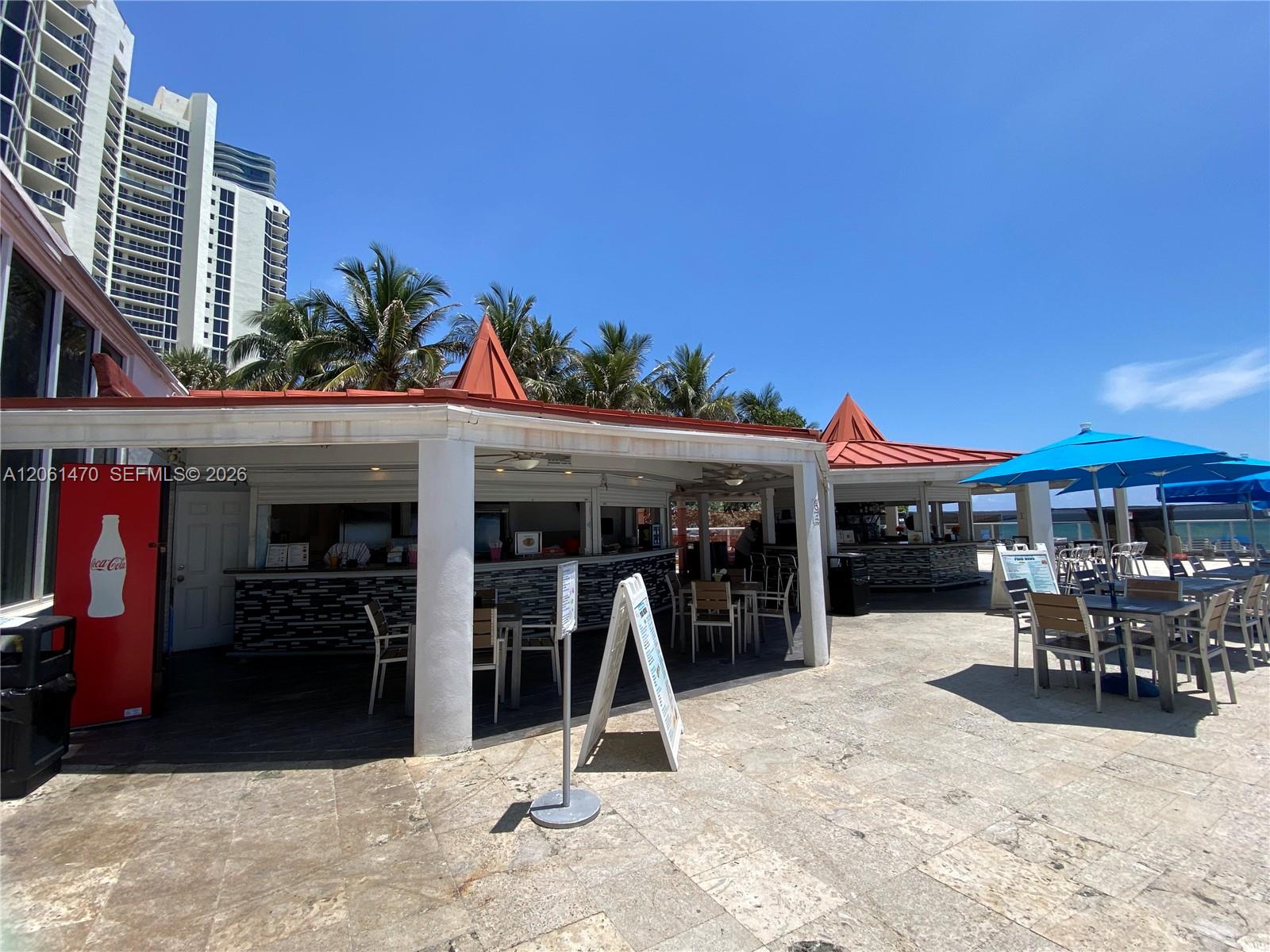 19201 Collins Avenue 723 Property Photo 30