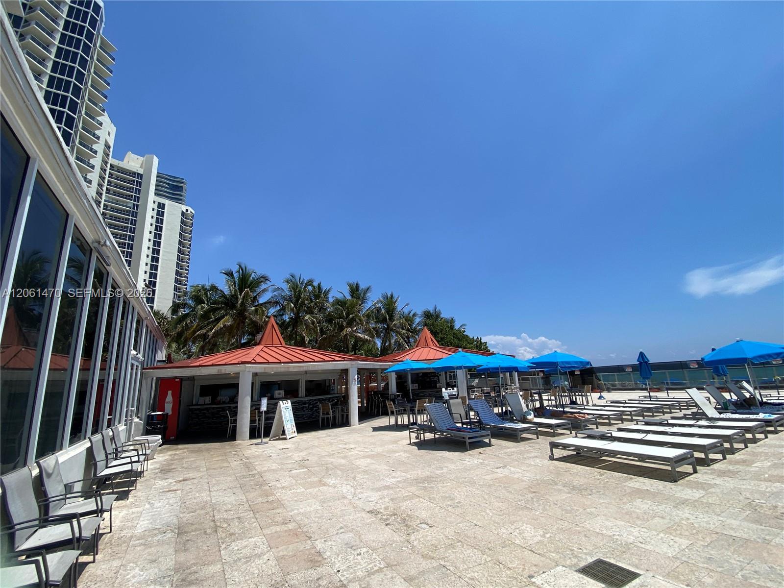 19201 Collins Avenue 723 Property Photo 31