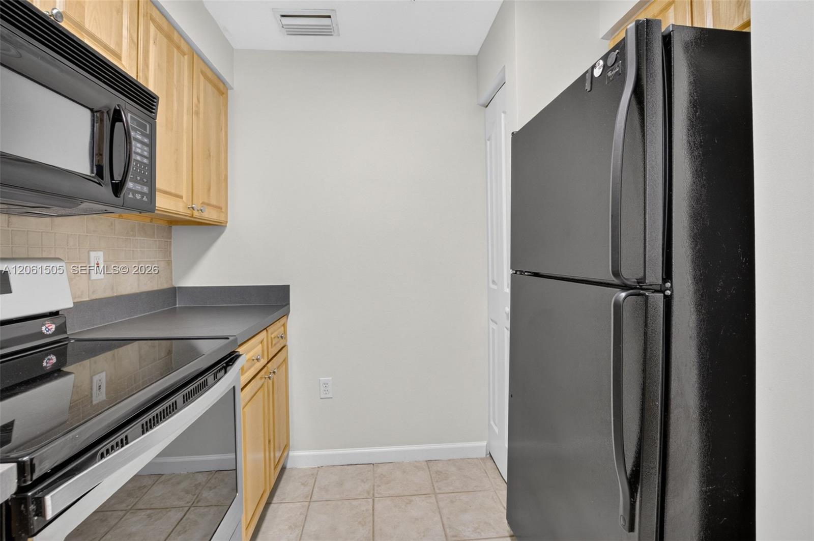 2024 Alta Meadows Lane 807 Property Photo 13