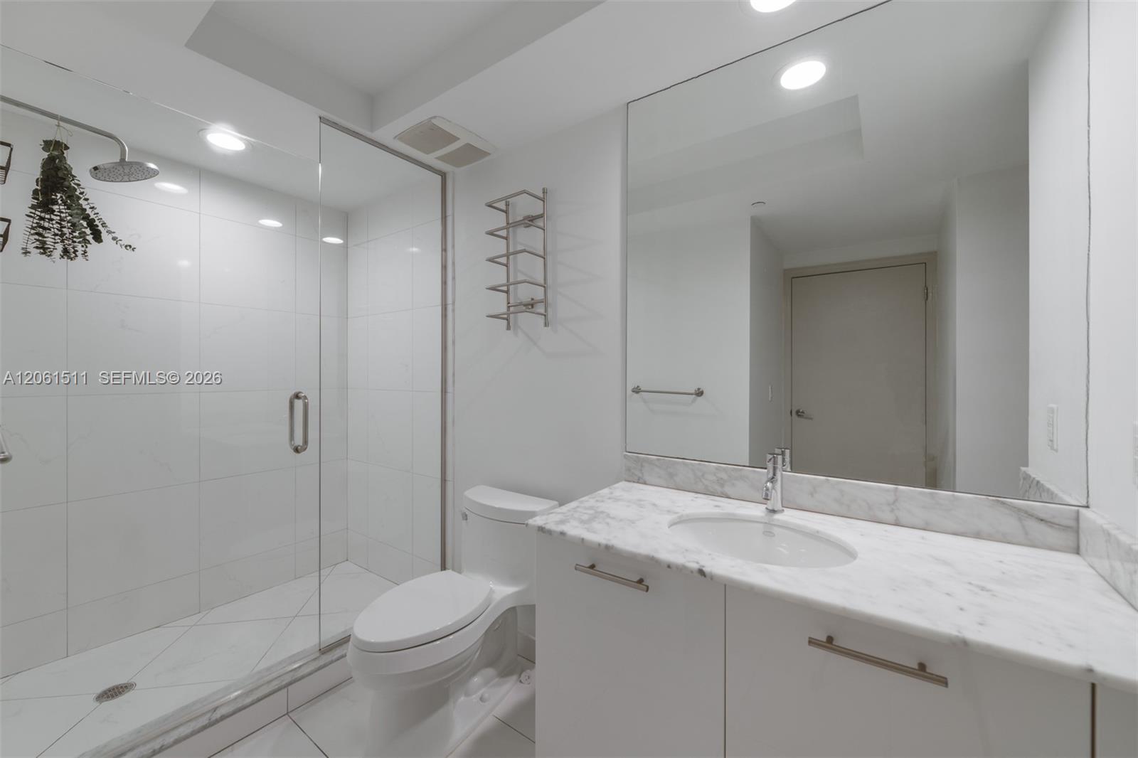 500 Brickell Avenue 2407 Property Photo 14