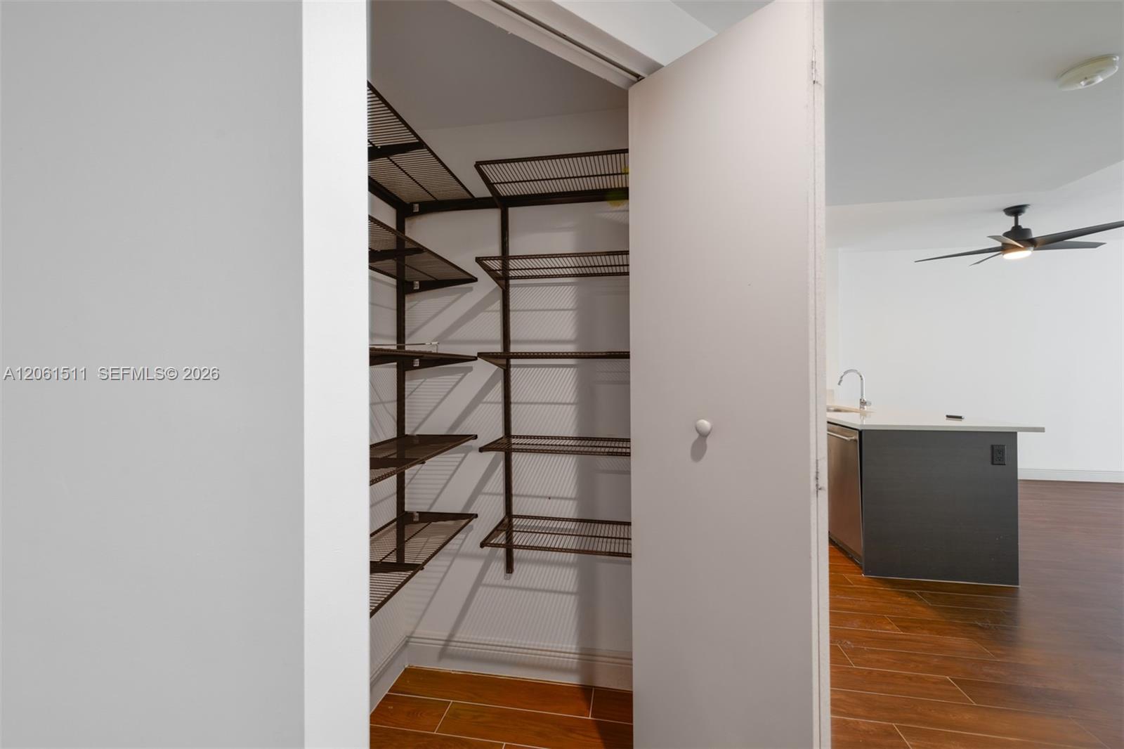 500 Brickell Avenue 2407 Property Photo 18