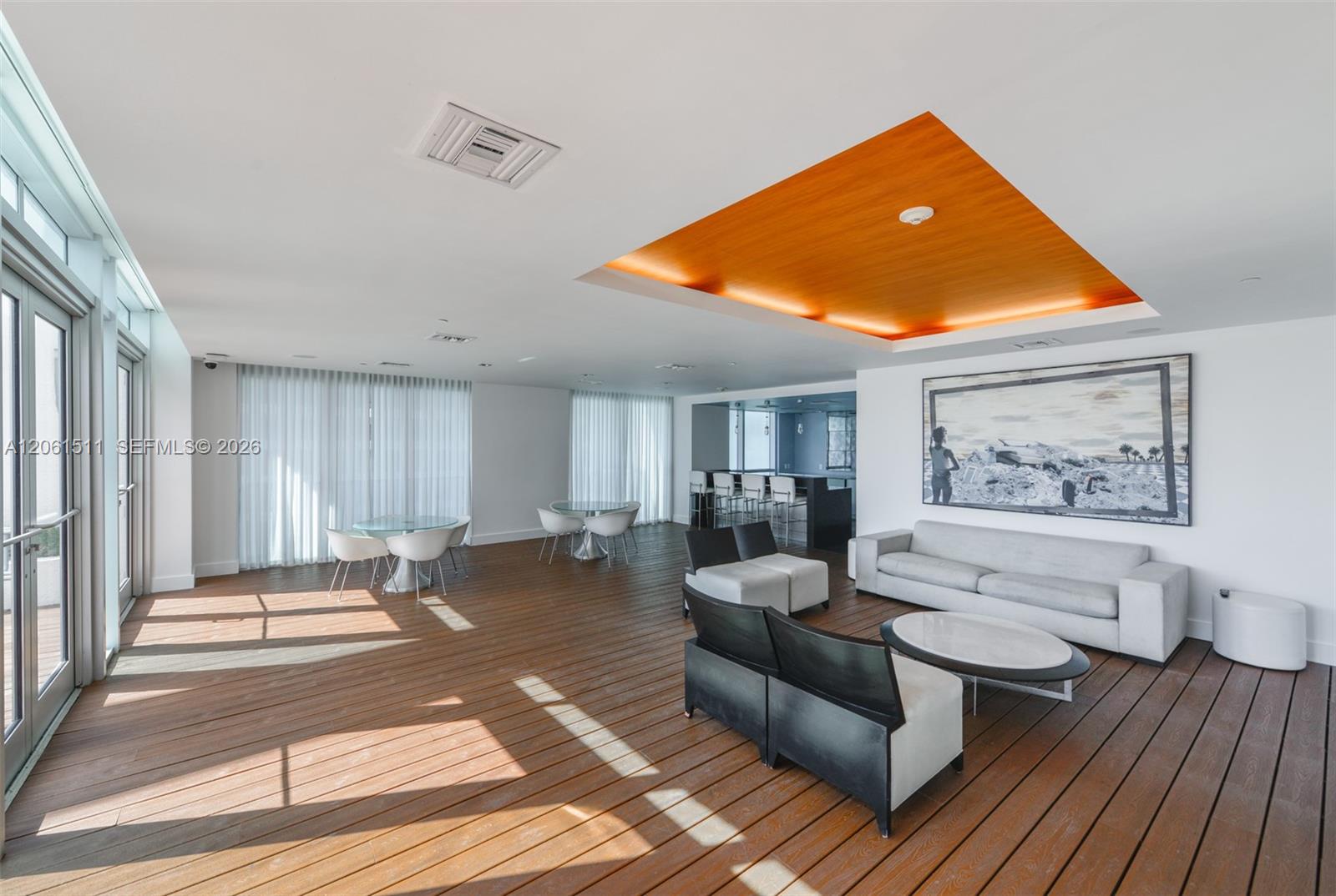 500 Brickell Avenue 2407 Property Photo 36
