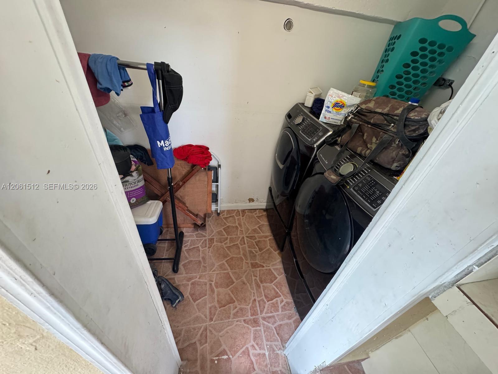 80 W 56th Street Property Photo 20