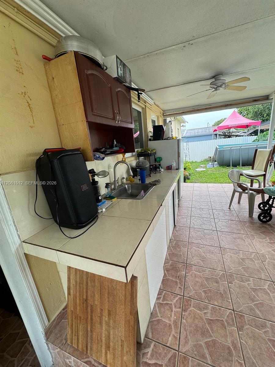 80 W 56th Street Property Photo 21