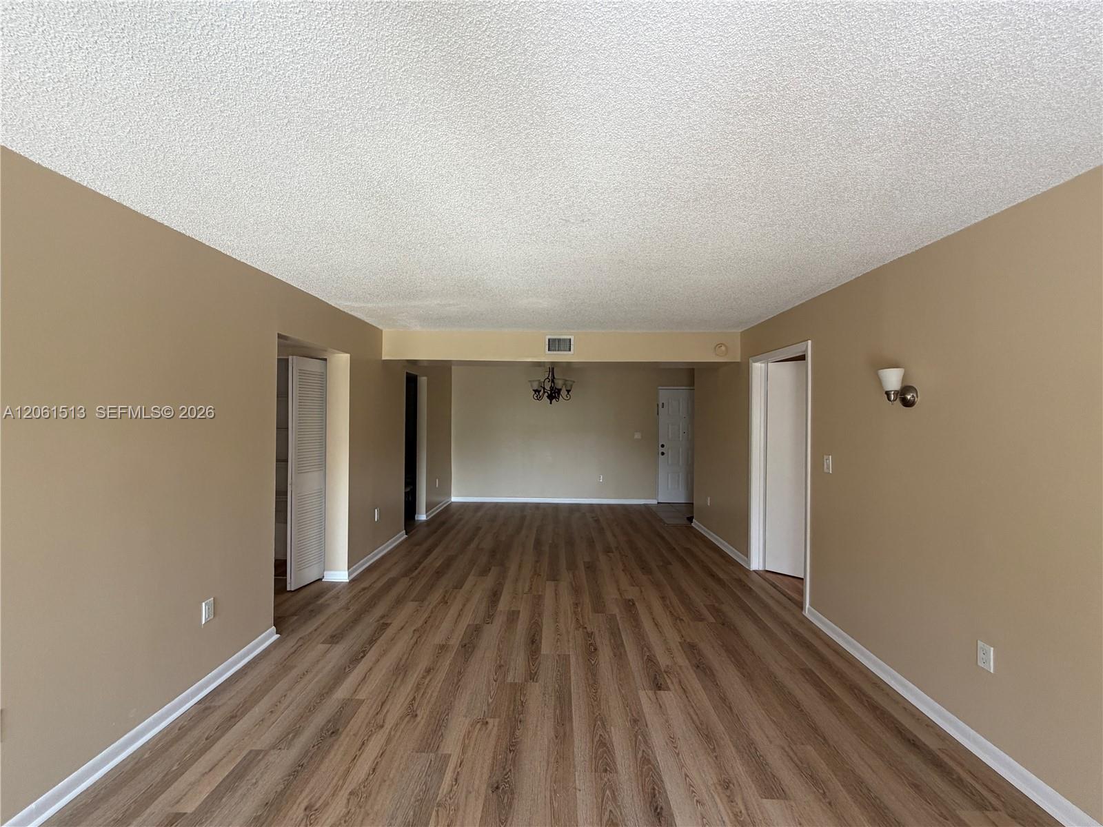 711 N Pine Island Road 121 Property Photo 1