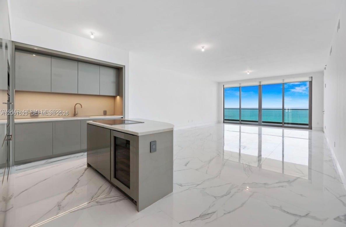 A12061523 Property Photo 8