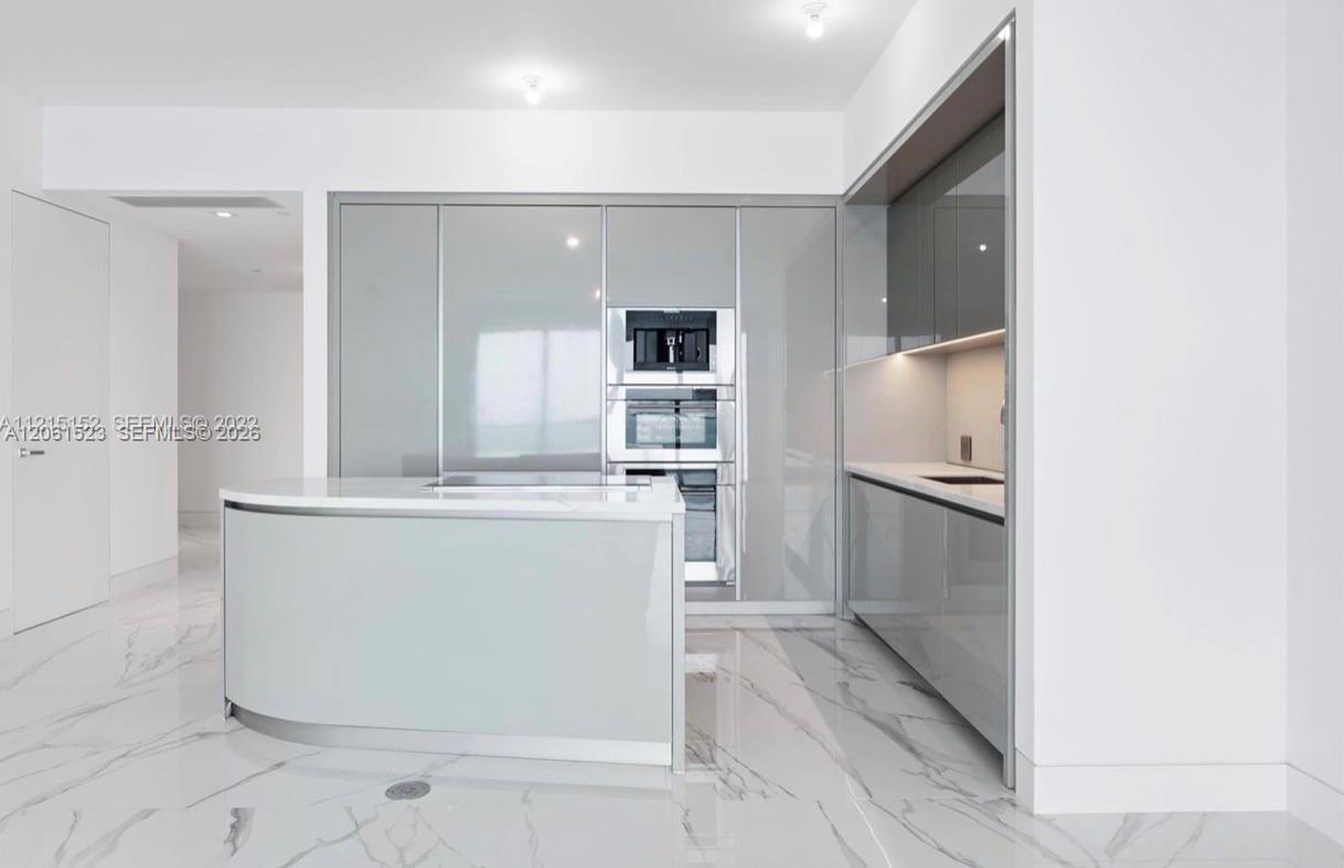 A12061523 Property Photo 9