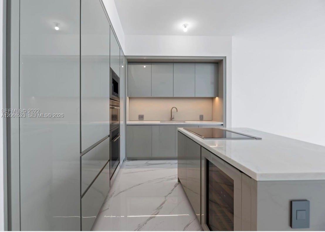 A12061523 Property Photo 12