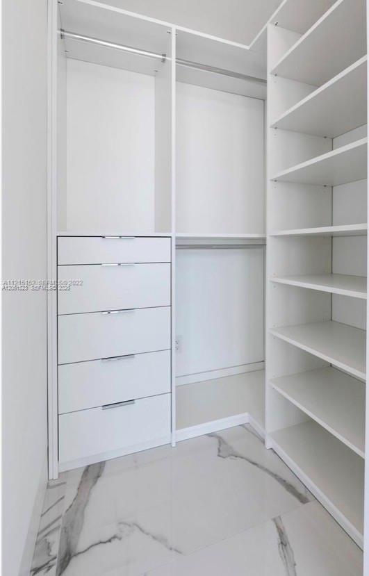 A12061523 Property Photo 28