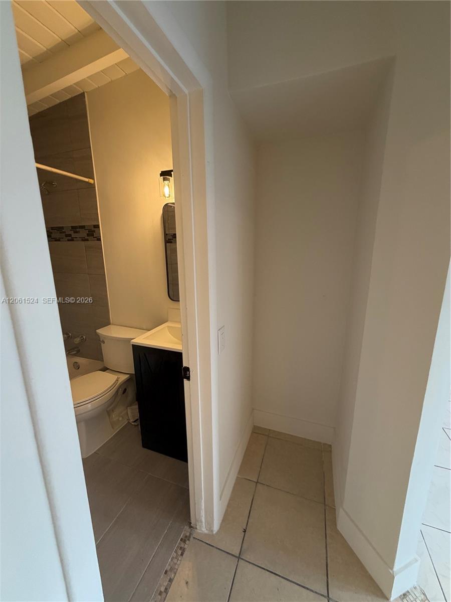 6110 Monroe Street Property Photo 22