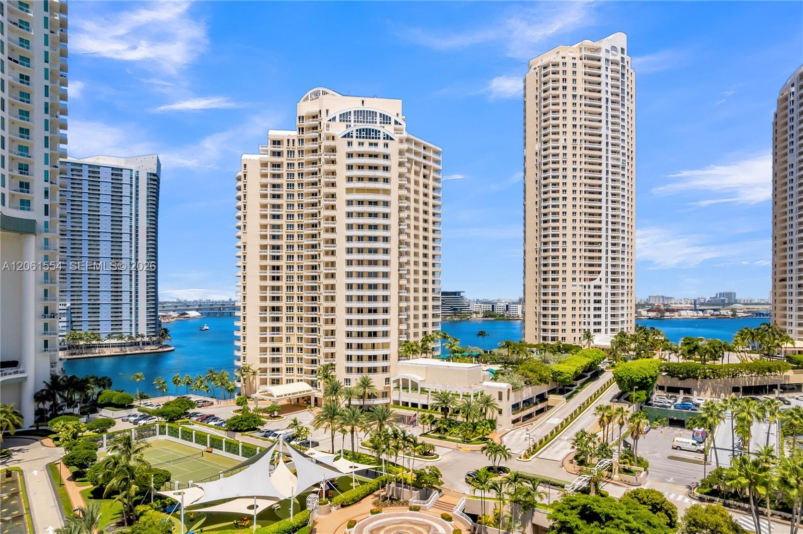 888 Brickell Key Drive 508 Property Photo 4