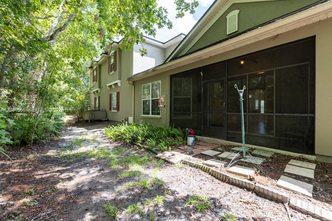 2010 Cooper Creek Drive B Property Photo 11