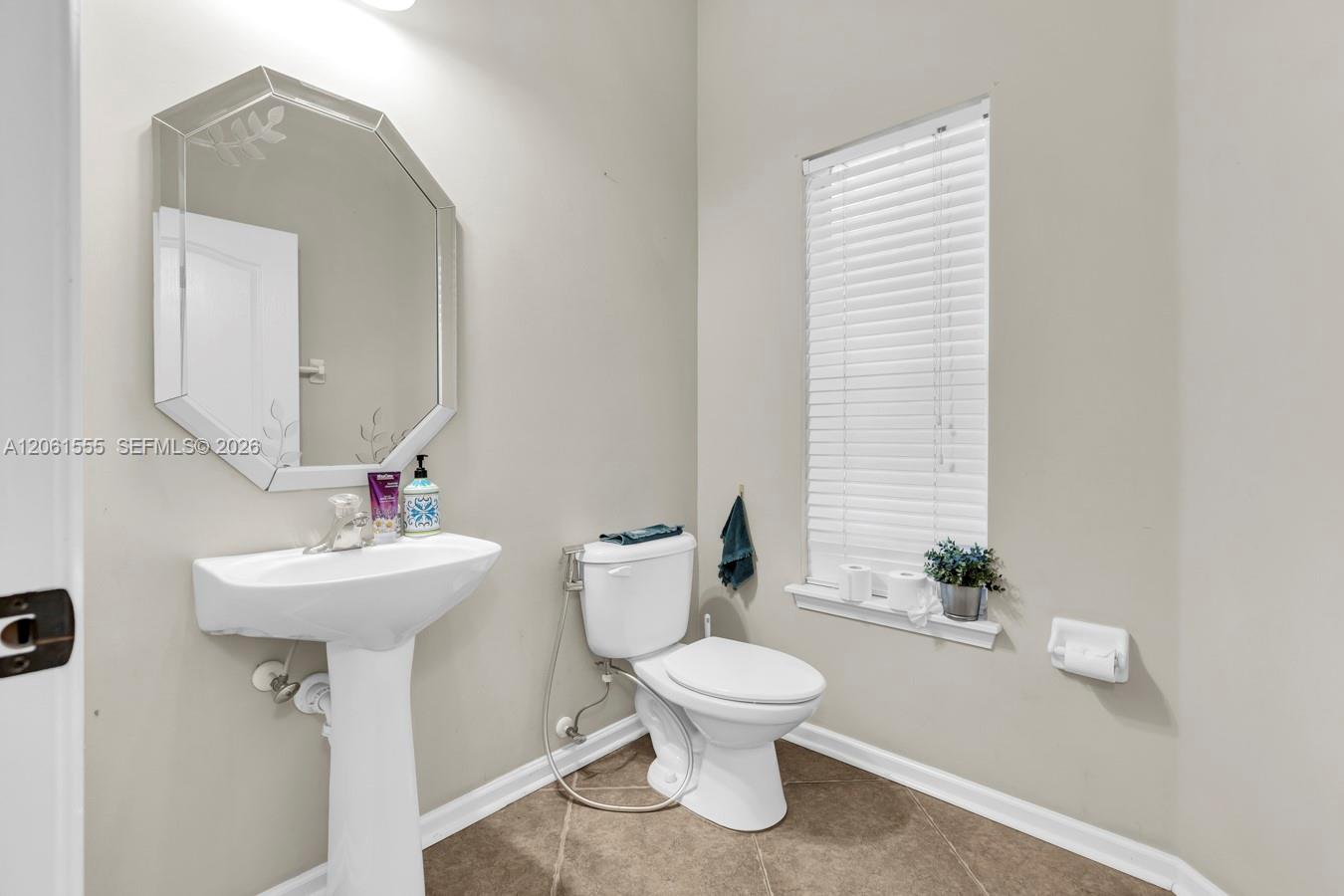 2010 Cooper Creek Drive B Property Photo 34