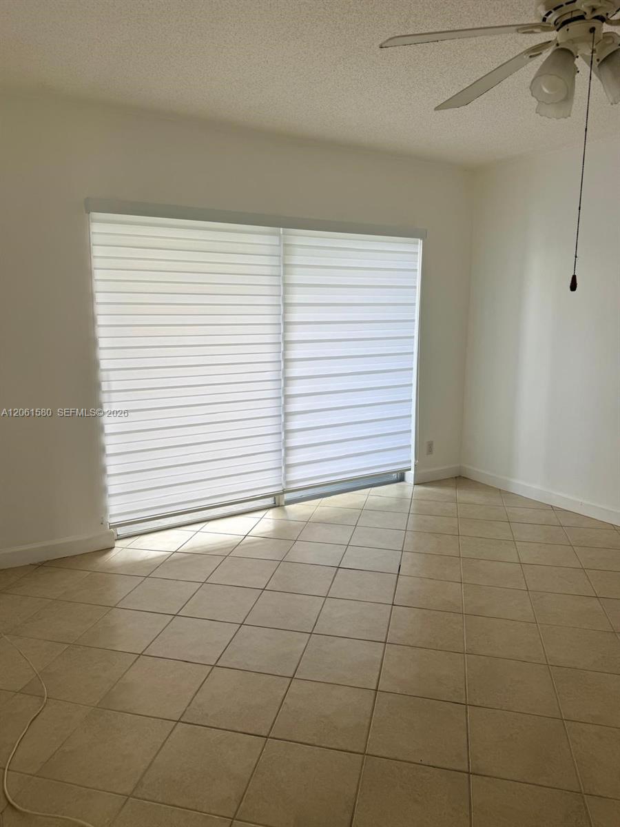 2200 Park Lane 311 Property Photo 8
