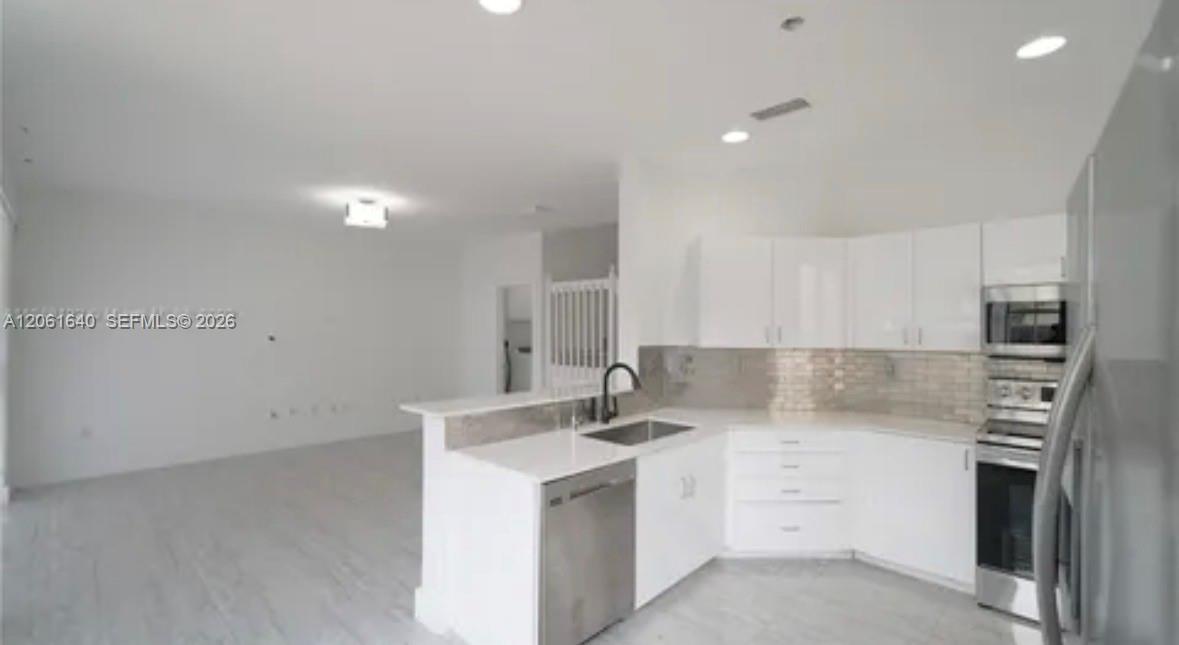 11022 Nw 48th Lane Property Photo 13
