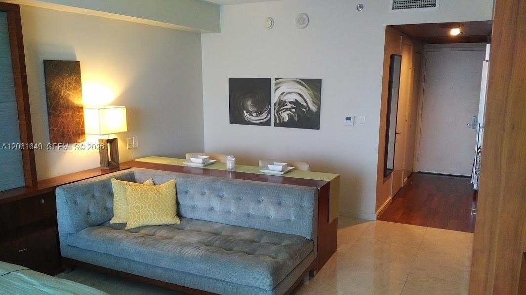 50 Biscayne Boulevard 508 Property Photo 9