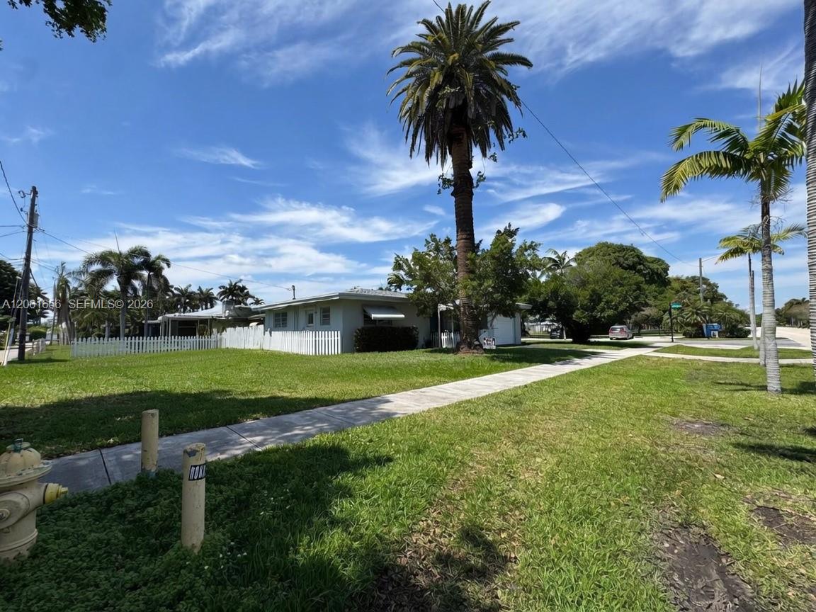 91 Fronton Boulevard Property Photo 2