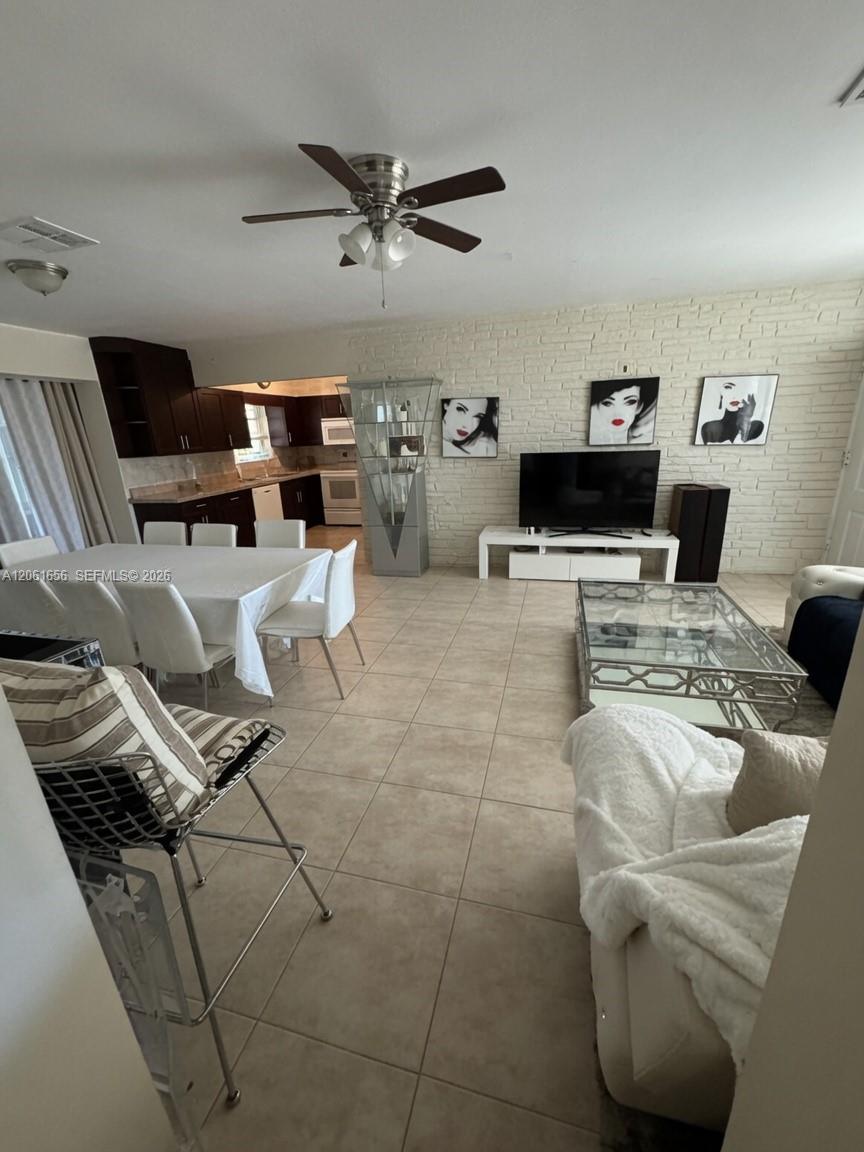 91 Fronton Boulevard Property Photo 11