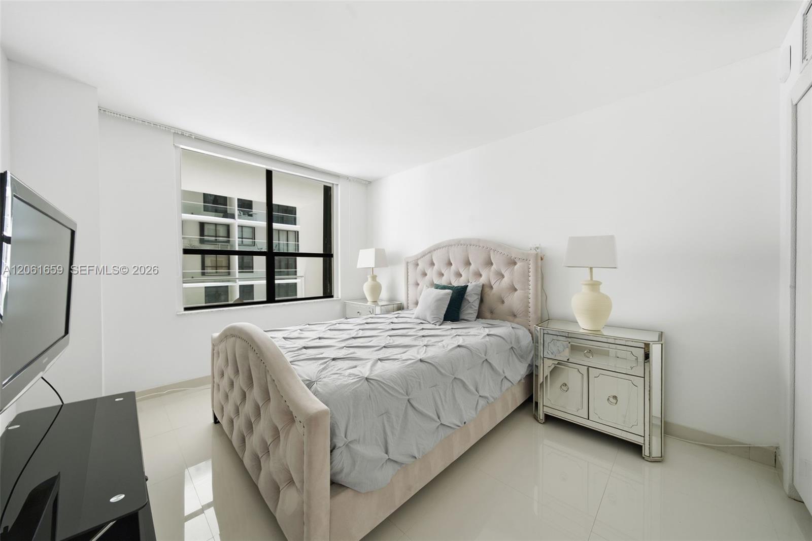 9801 Collins Avenue 10v Property Photo 20