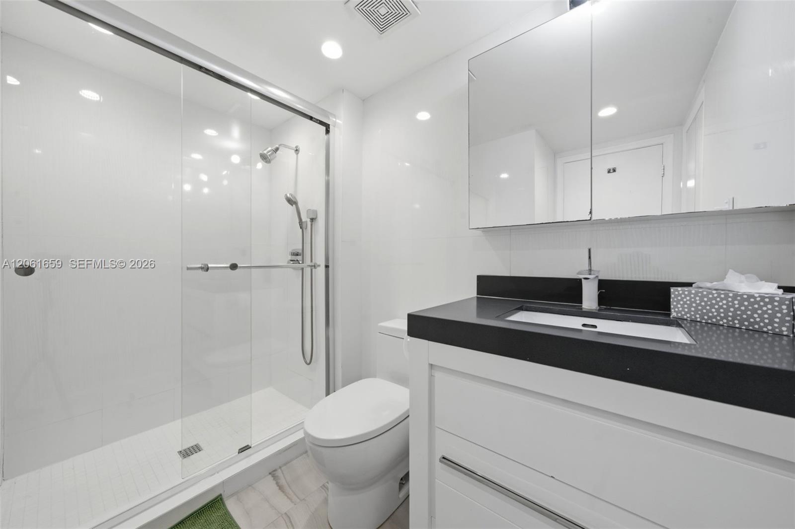 9801 Collins Avenue 10v Property Photo 22