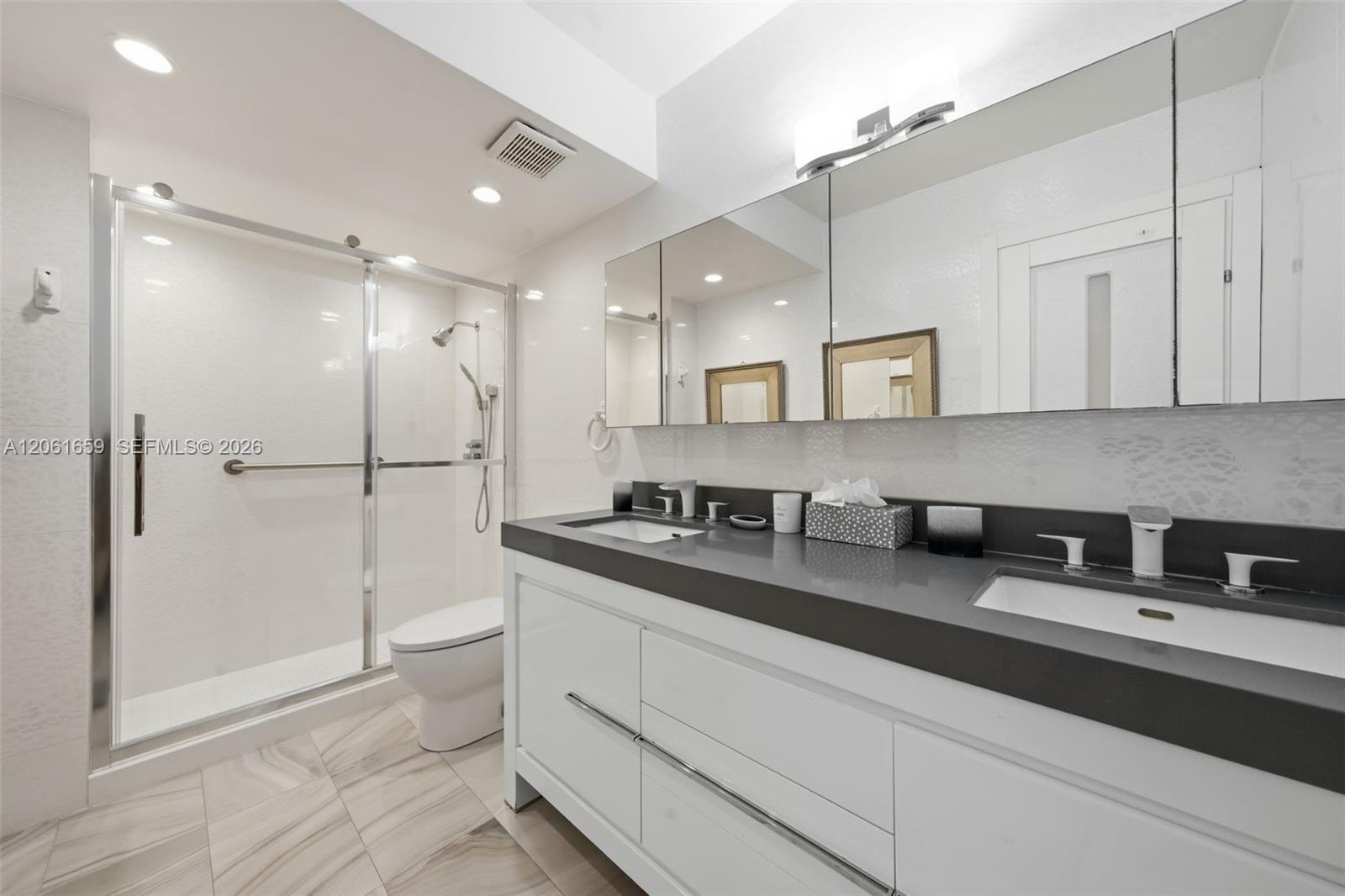 9801 Collins Avenue 10v Property Photo 30