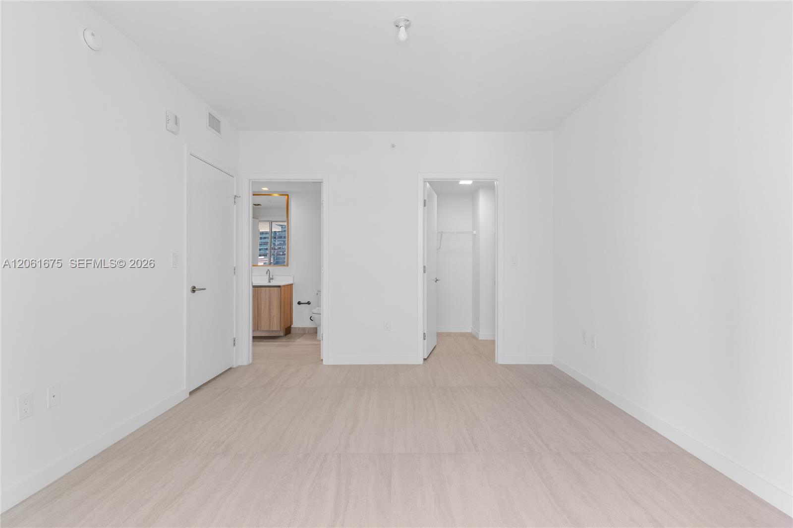 77 Se 5th Street 2205 Property Photo 14