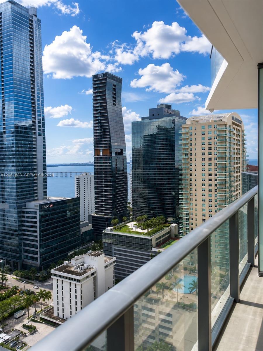 1300 S Miami Avenue 2704 Property Photo 12