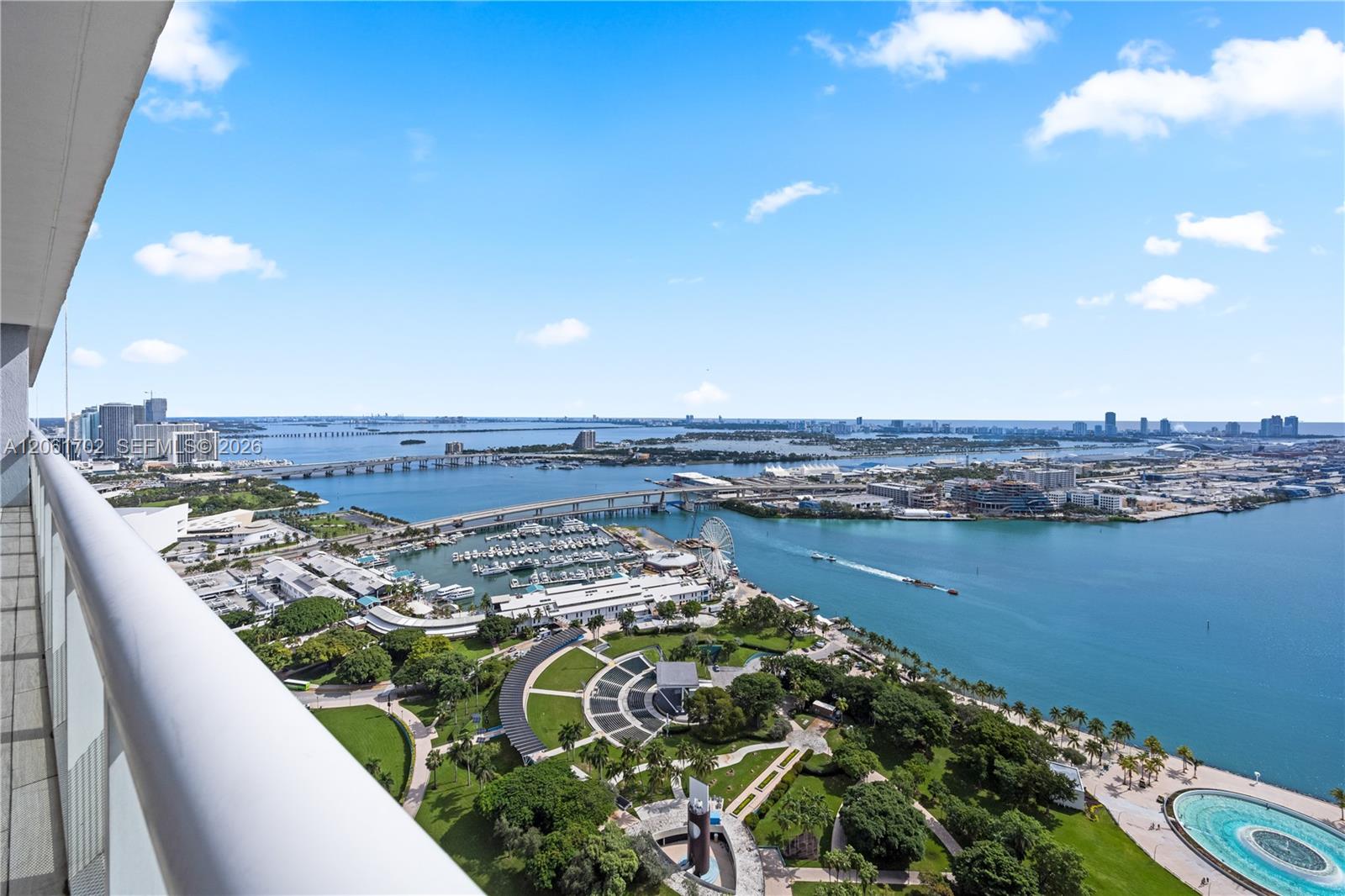 50 Biscayne Boulevard 4706 Property Photo 1