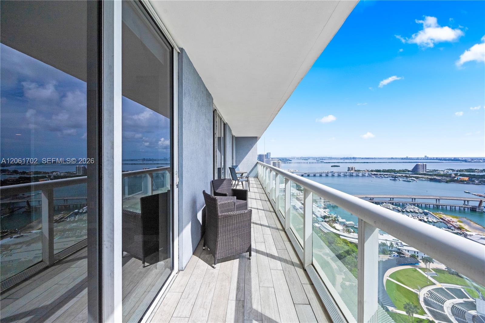 50 Biscayne Boulevard 4706 Property Photo 3