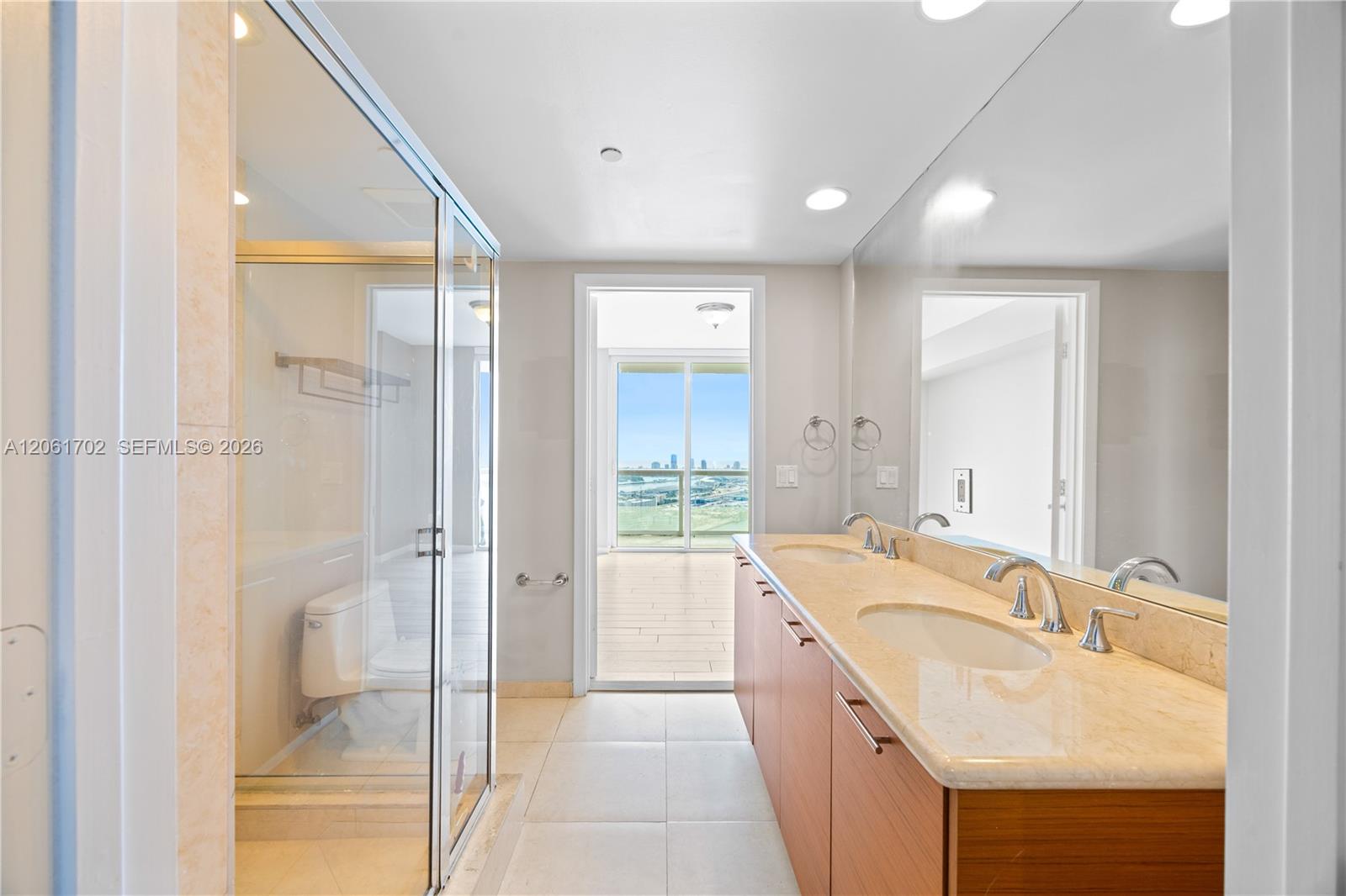 50 Biscayne Boulevard 4706 Property Photo 10