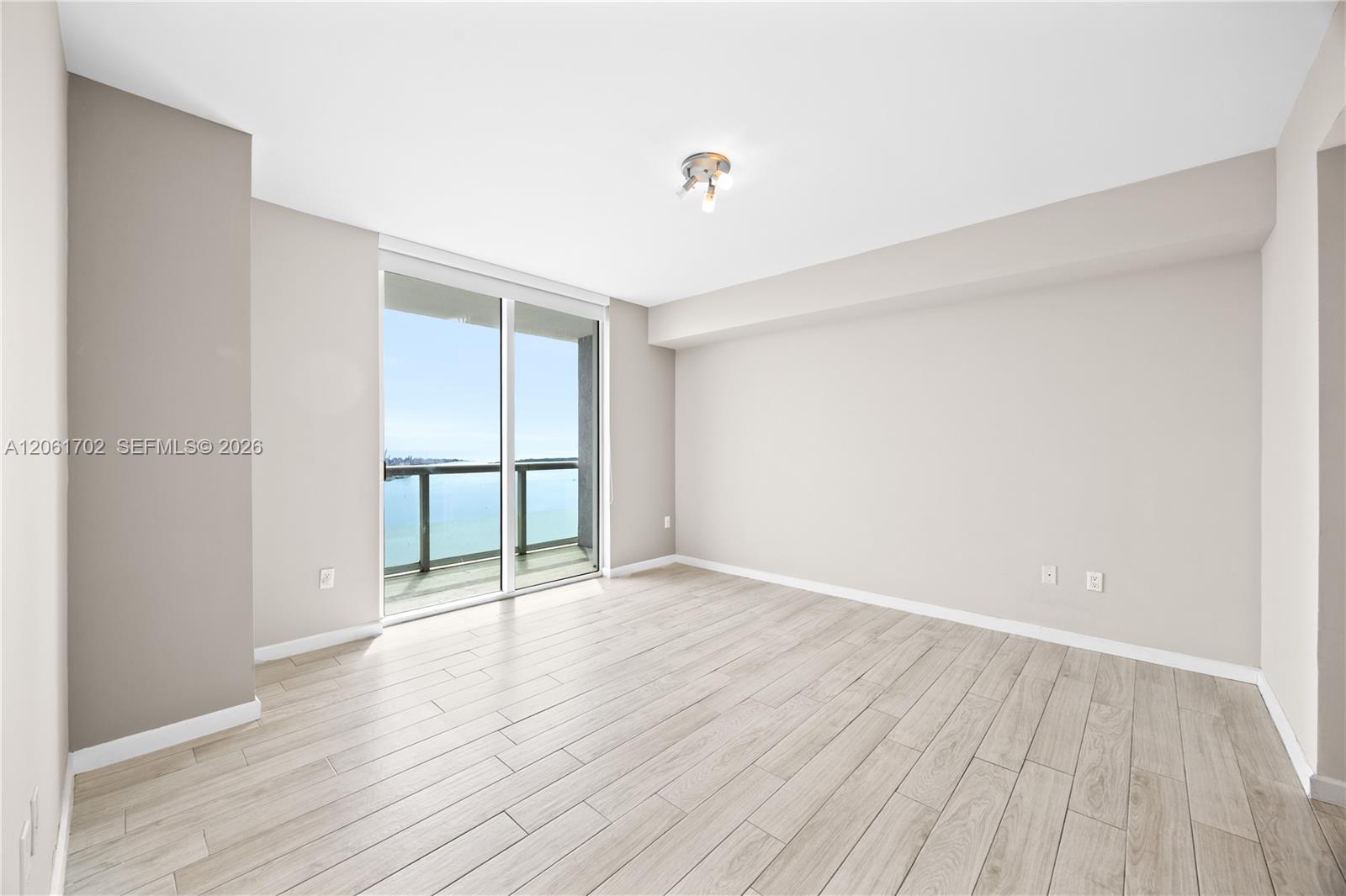50 Biscayne Boulevard 4706 Property Photo 15