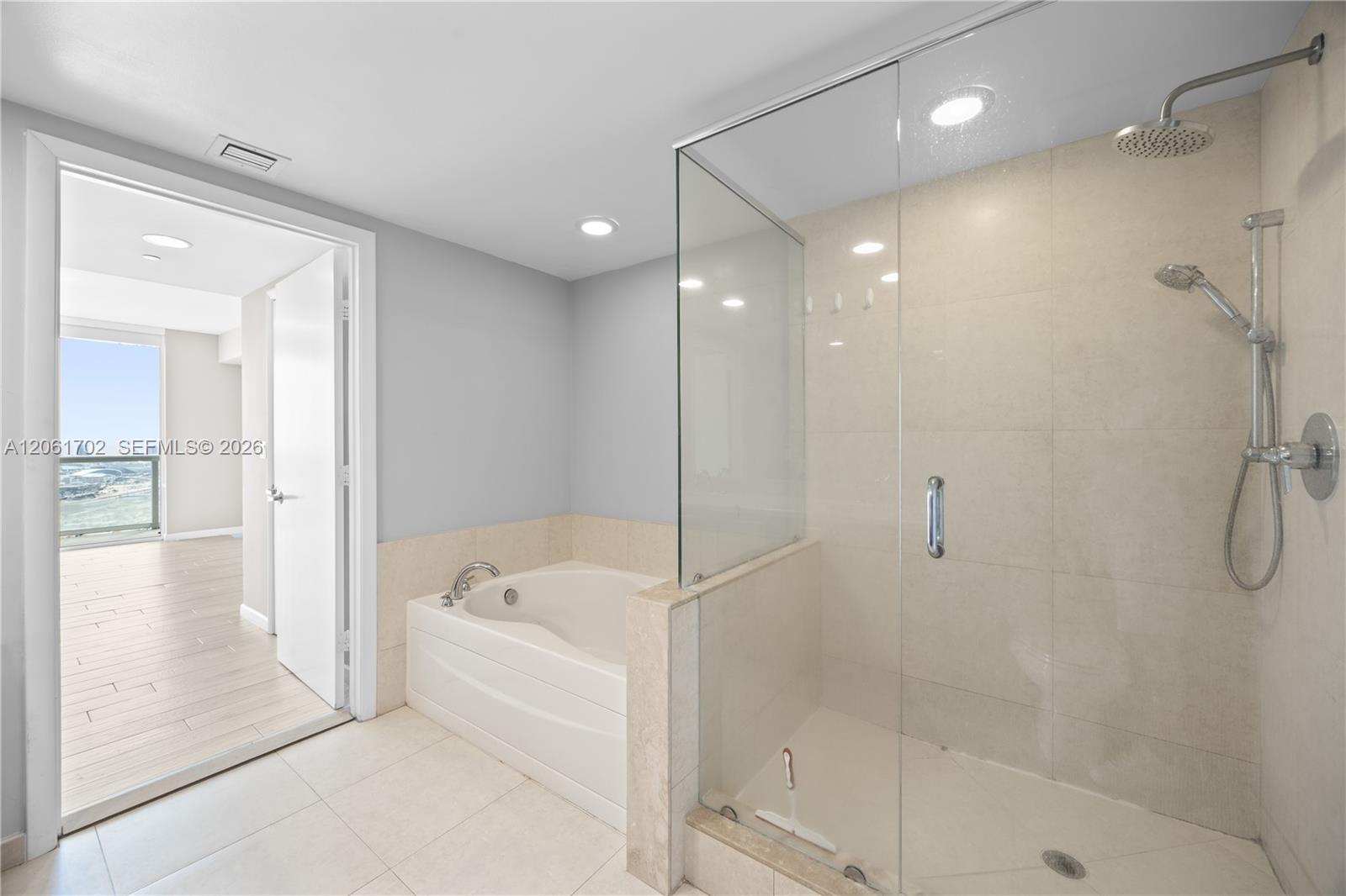 50 Biscayne Boulevard 4706 Property Photo 19