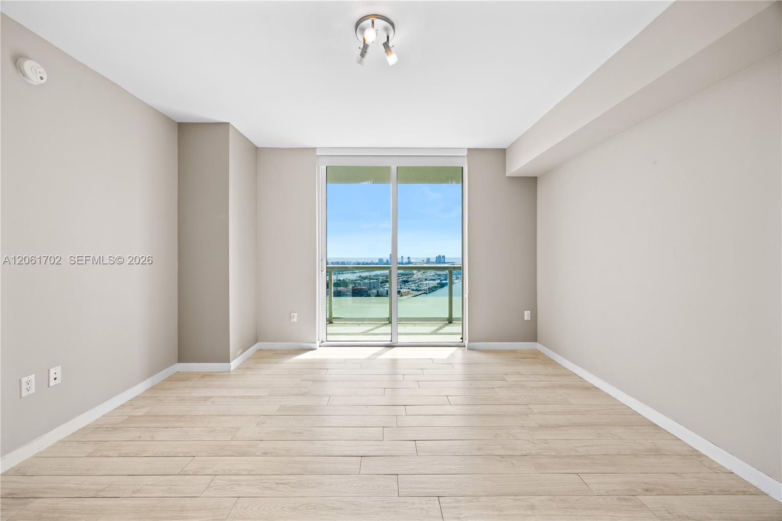 50 Biscayne Boulevard 4706 Property Photo 24