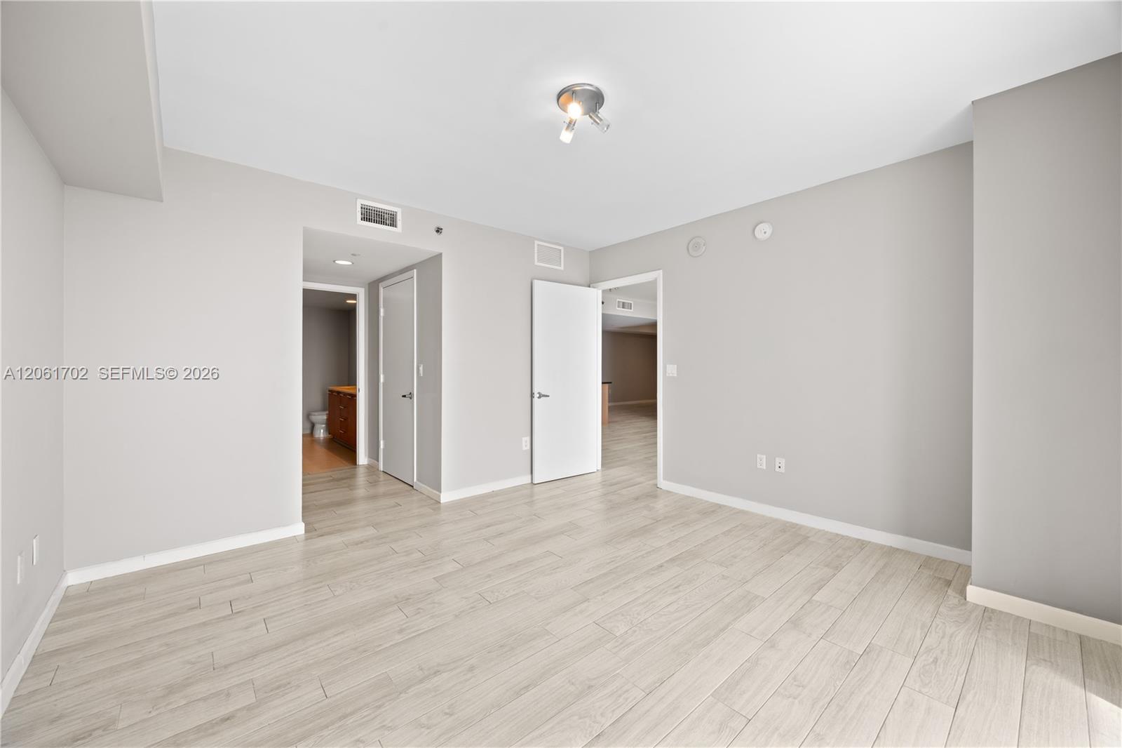 50 Biscayne Boulevard 4706 Property Photo 25