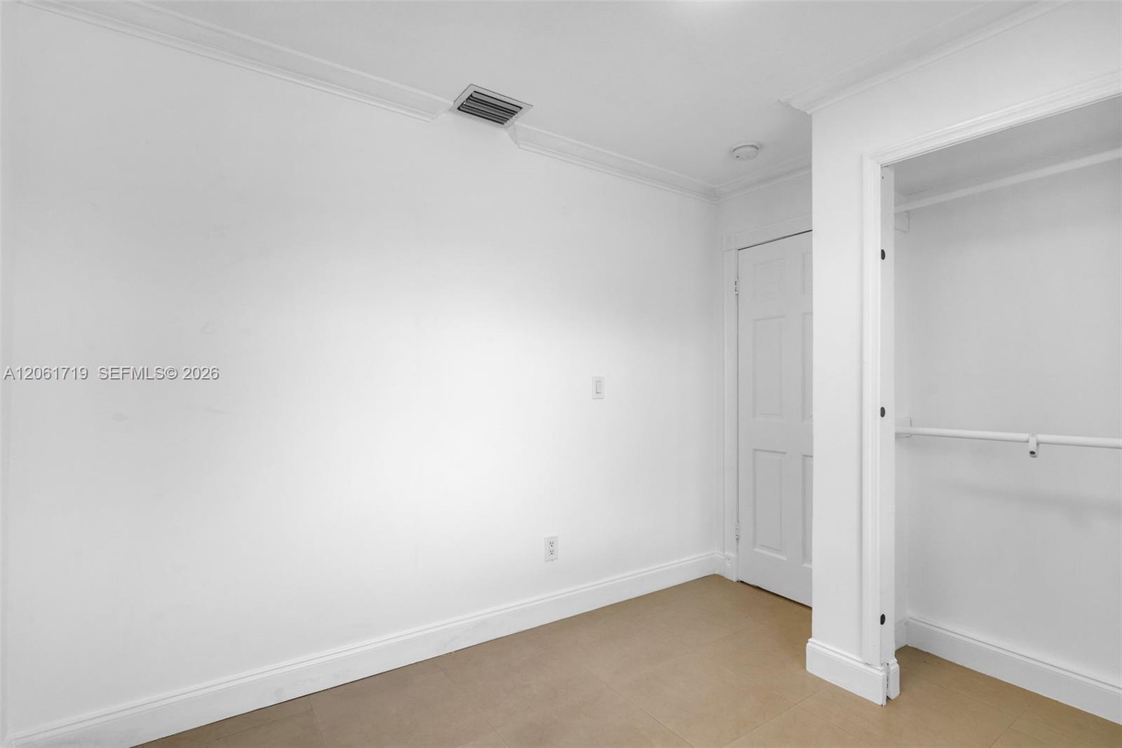 3685 W 9th Avenue Property Photo 19