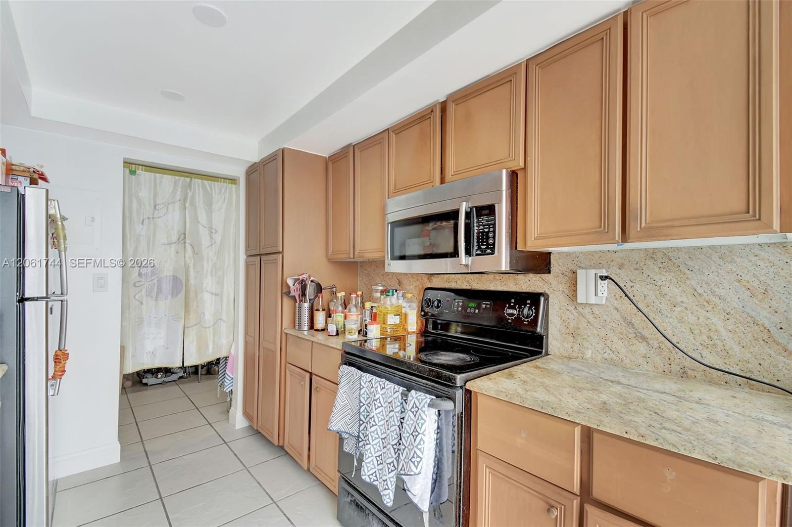 18051 Biscayne Boulevard 801 Property Photo 5