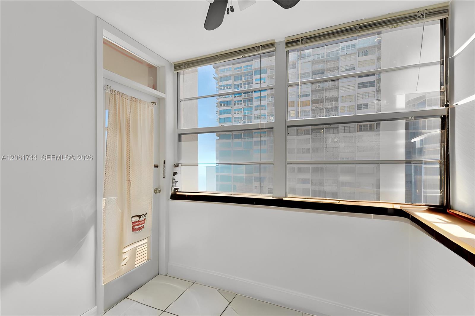 18051 Biscayne Boulevard 801 Property Photo 7