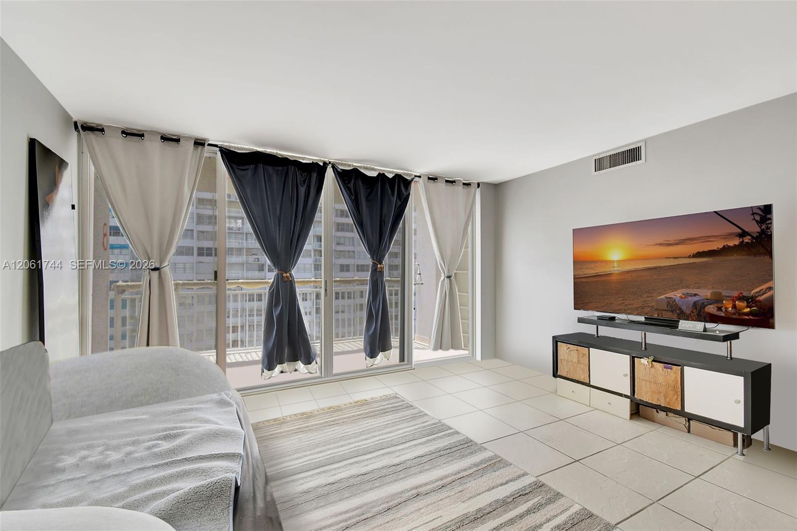 18051 Biscayne Boulevard 801 Property Photo 9