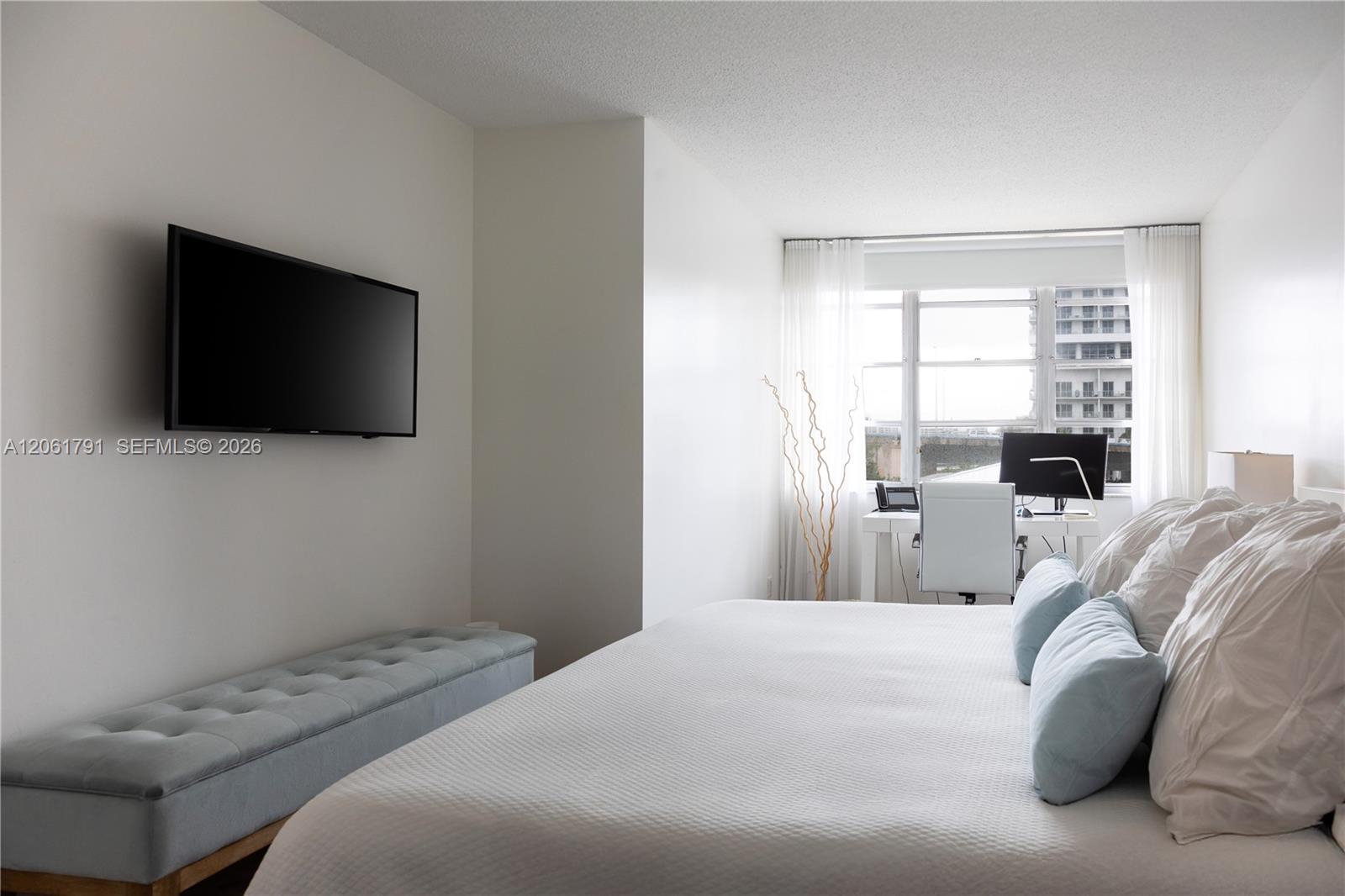 1817 S Ocean Drive 320 Property Photo 21