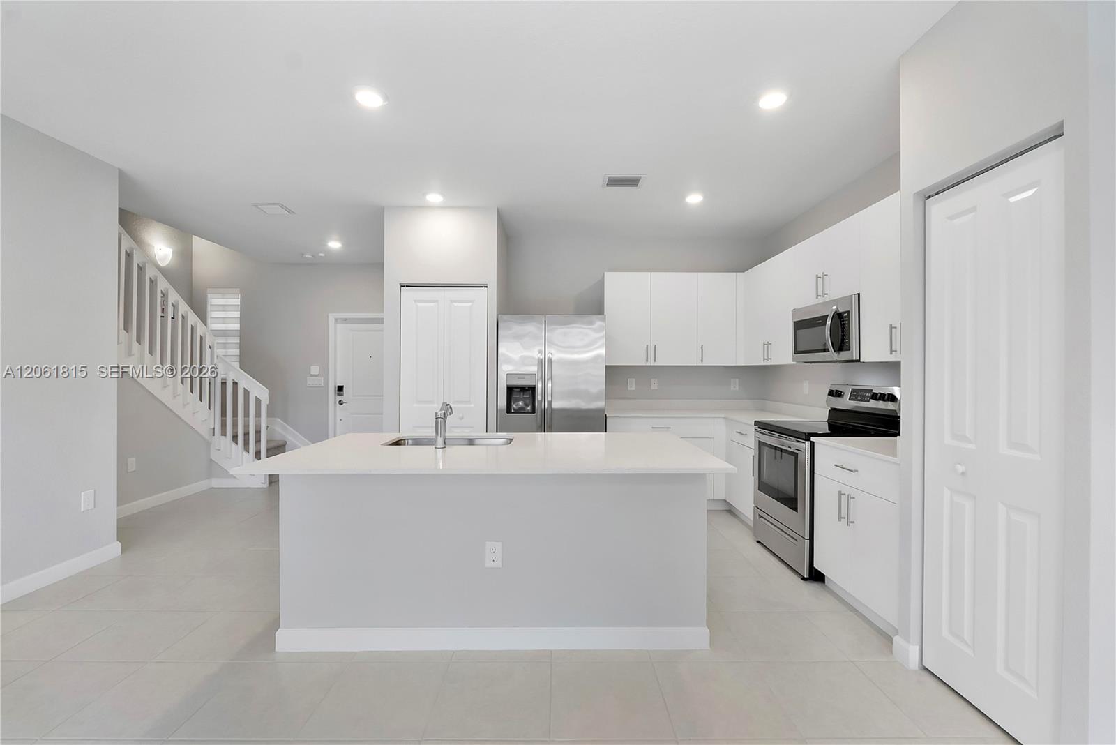 4614 Nw 120th Way Property Photo 11