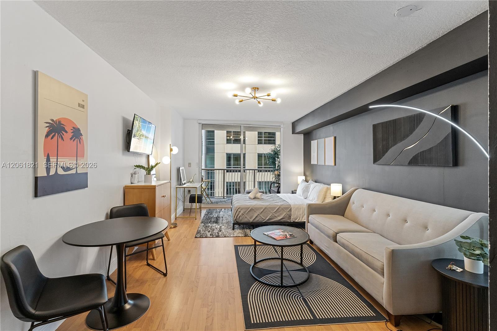 1200 Brickell Bay Drive 1816 Property Photo 1