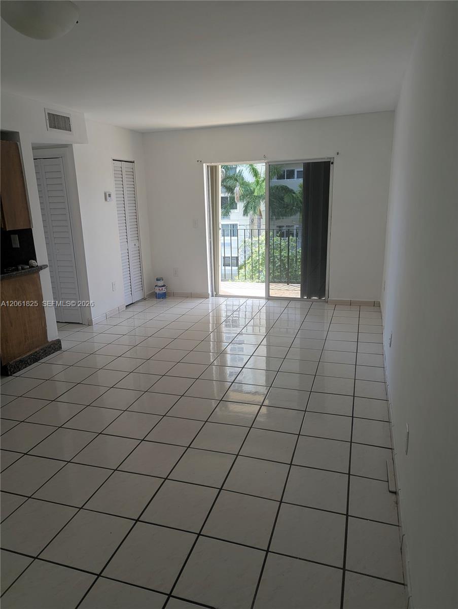 1051 SW 1st Street 411